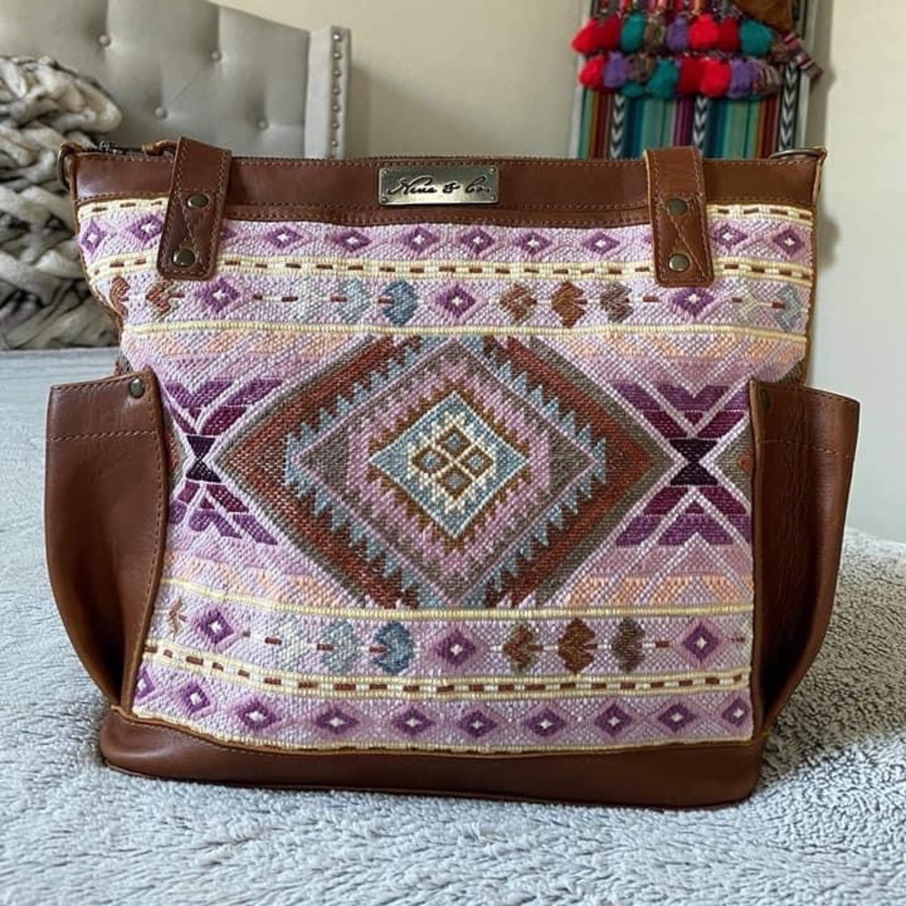 Nena and Co. medium the perfect bag cafe lavender